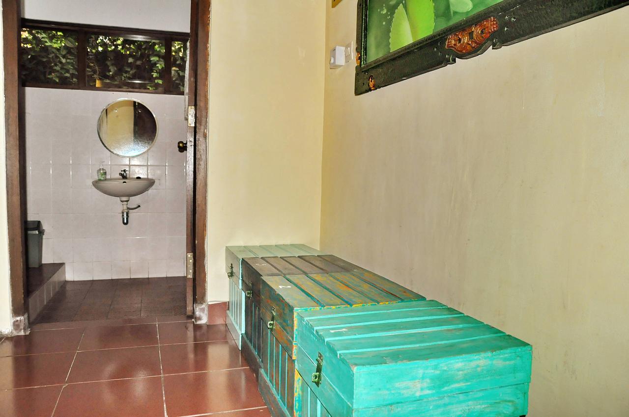 Auberge de jeunesse Soni Backpacker House à Ubud Extérieur photo